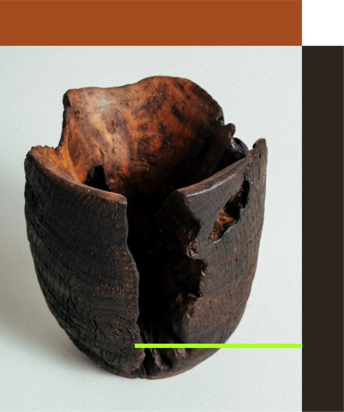 Vaso Rachado artesanal de Vago, carpintaria tradicional de Beira Alta, Portugal