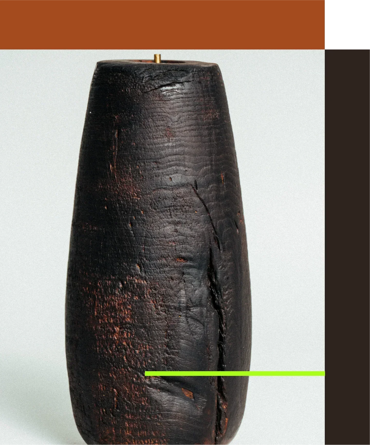 Suporte de Incenso alto artesanal de Vago, carpintaria tradicional de Beira Alta, Portugal
